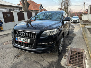 Audi Q7 foto 1