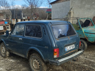 Lada / ВАЗ 2121 (4x4)