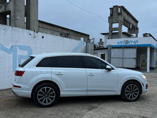 Audi Q7 foto 13