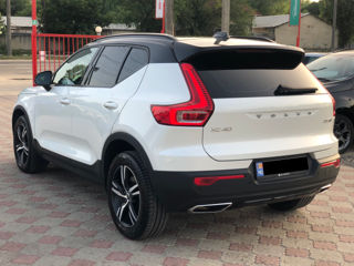 Volvo XC40 foto 3