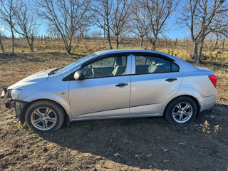 Chevrolet Aveo foto 4