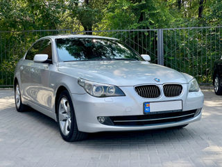 BMW 5 Series foto 1