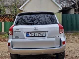 Toyota Rav 4 foto 7