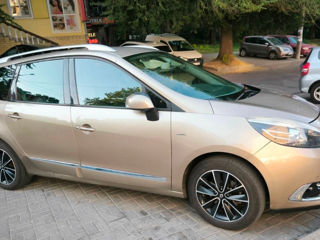 Renault Grand Scenic foto 3