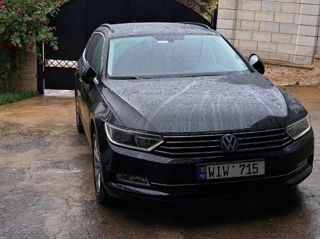 Volkswagen Passat foto 3