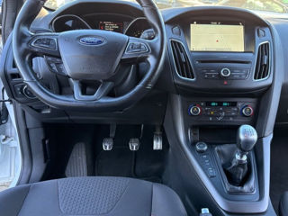 Ford Focus foto 9