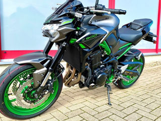 Kawasaki Z900 foto 2