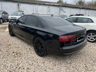 Audi A8 foto 6