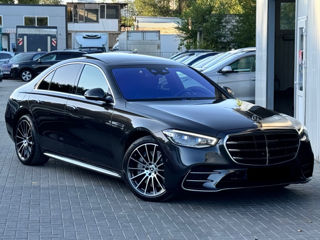 Mercedes S-Class foto 1