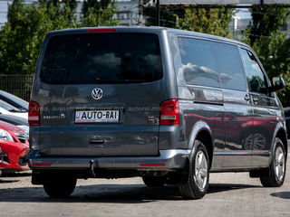 Volkswagen Caravelle foto 4