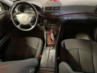 Mercedes E-Class foto 9