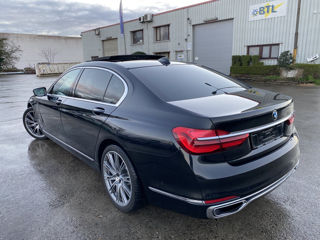 BMW 7 Series foto 4