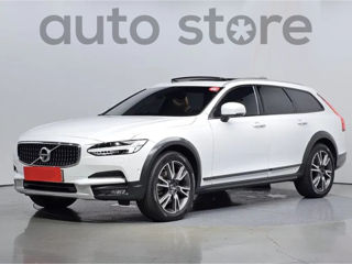 Volvo V90 Cross Country foto 1