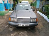 Mercedes Benz Series (W124) foto 1