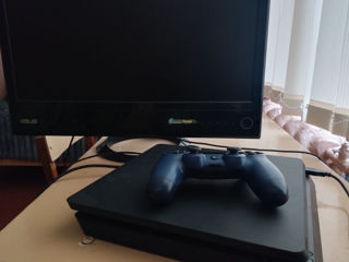 Ps 4 slim 1 TB + Full Hd monitor