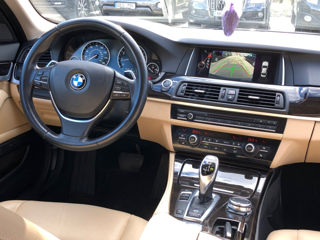 BMW 5 Series foto 13