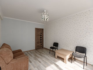 Apartament cu 2 camere, 79 m², Centru, Chișinău, Chișinău mun. foto 2