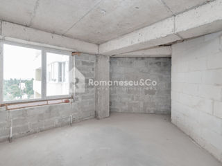 Apartament cu 2 camere, 78 m², Botanica, Chișinău foto 10