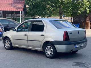 Dacia Logan foto 3