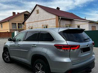 Toyota Highlander foto 6