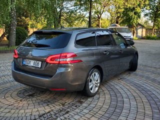 Peugeot 308 foto 3