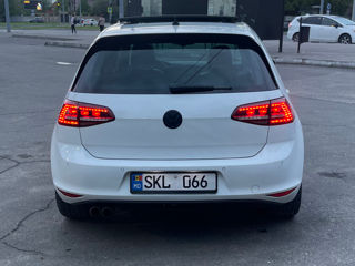 Volkswagen Golf foto 7