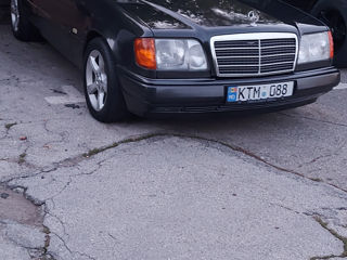 Mercedes E-Class foto 6