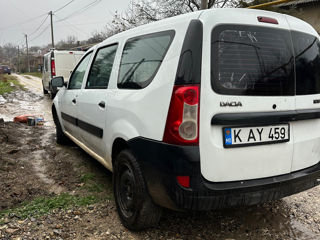 Dacia Logan foto 3