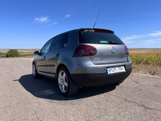 Volkswagen Golf foto 2