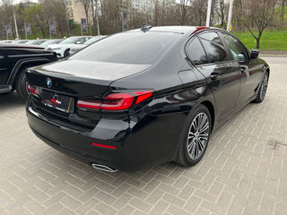 BMW 5 Series foto 3