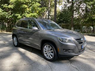 Volkswagen Tiguan foto 2