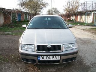 Skoda Octavia foto 1