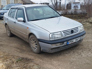 Volkswagen Vento foto 2