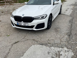 BMW 5 Series foto 5