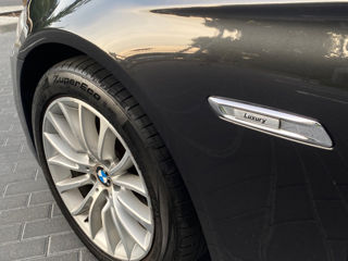 BMW 5 Series foto 9