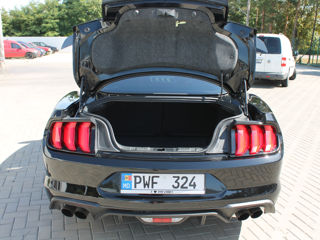 Ford Mustang foto 9