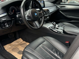 BMW 5 Series foto 6