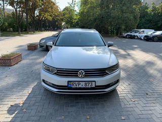 Volkswagen Passat foto 2