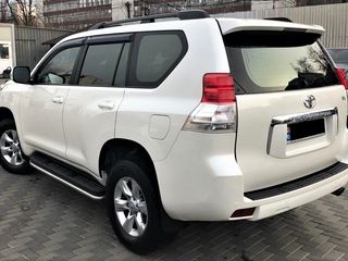 Toyota Land Cruiser Prado foto 3