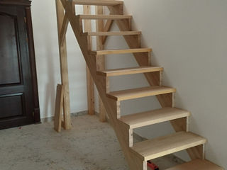 Montaria scărilor din lemn foto 4