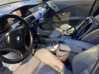 BMW 5 Series foto 4