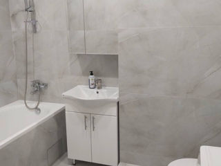 Apartament cu 2 camere, 70 m², Buiucani, Chișinău foto 8