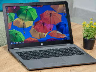 Hp Pavilion 15/ AMD 9000e/ 8Gb Ram/ 128Gb SSD/ 15.6" HD!! foto 2