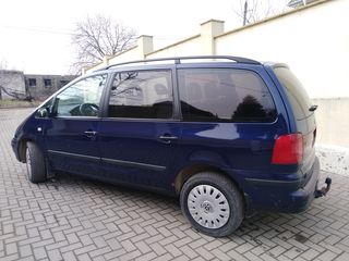 Volkswagen Sharan foto 4