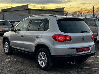 Volkswagen Tiguan foto 4