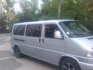 Volkswagen Multivan foto 2