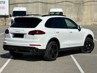 Porsche Cayenne foto 5