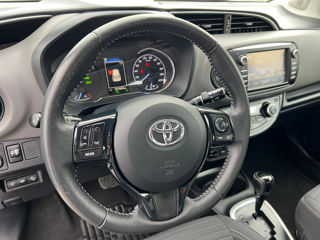 Toyota Yaris foto 9