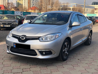 Renault Fluence foto 1