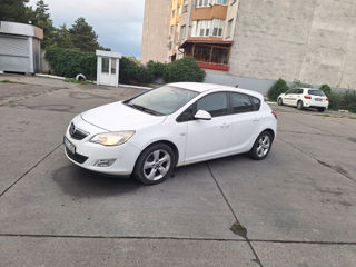 Opel Astra foto 1